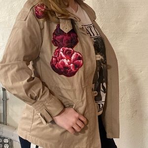Banana Republic military style embroidered jacket